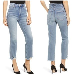 GOOD AMERICAN Good Curve High Waist Fray Hem Straight Leg Jeans in Blue313
